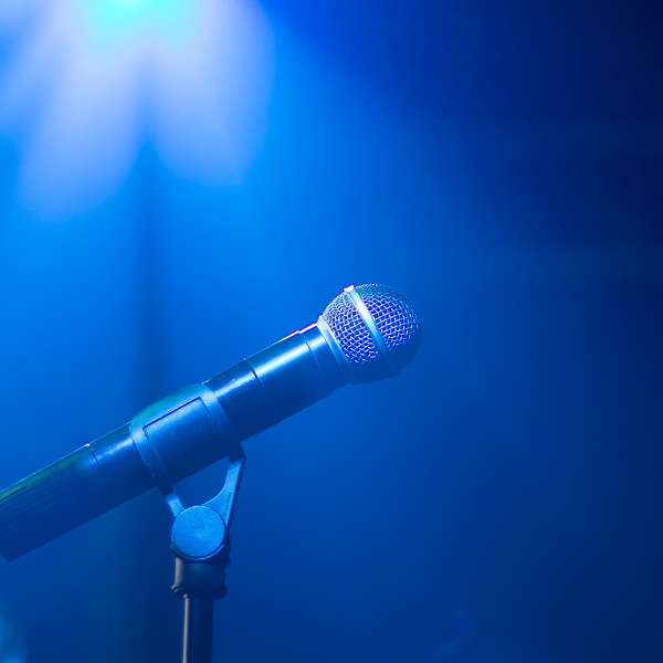 Progetto senza titolo (1) Cantante per eventi Pagliare del Tronto